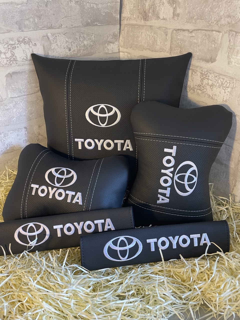 Lot Pillows  Toyota Neck Support Pillow for Car Seat