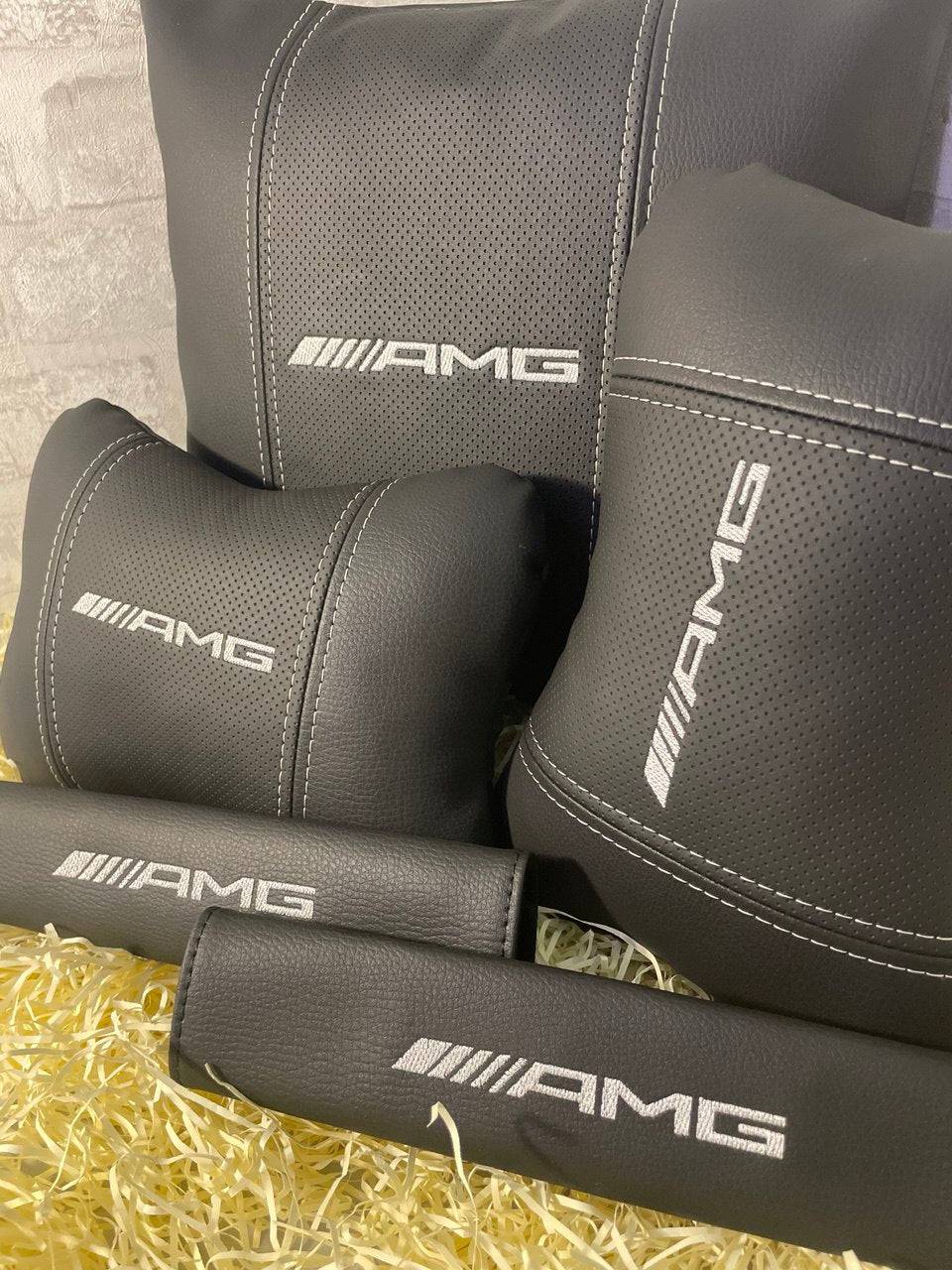 Lot Pillows  AMG Neck Support Pillow for Car Seat