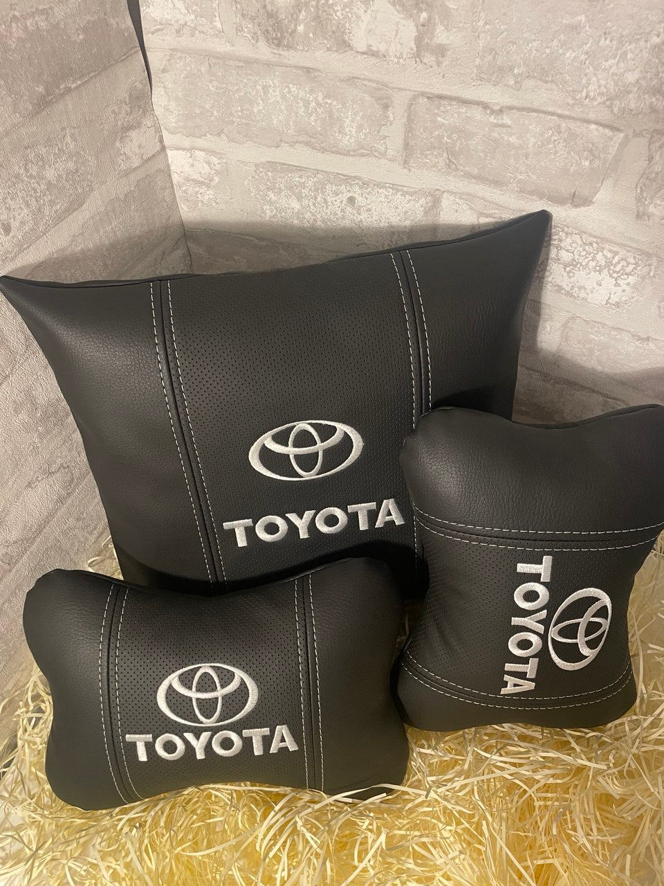 Lot Pillows  Toyota White  Neck Support Pillow for Car Seat