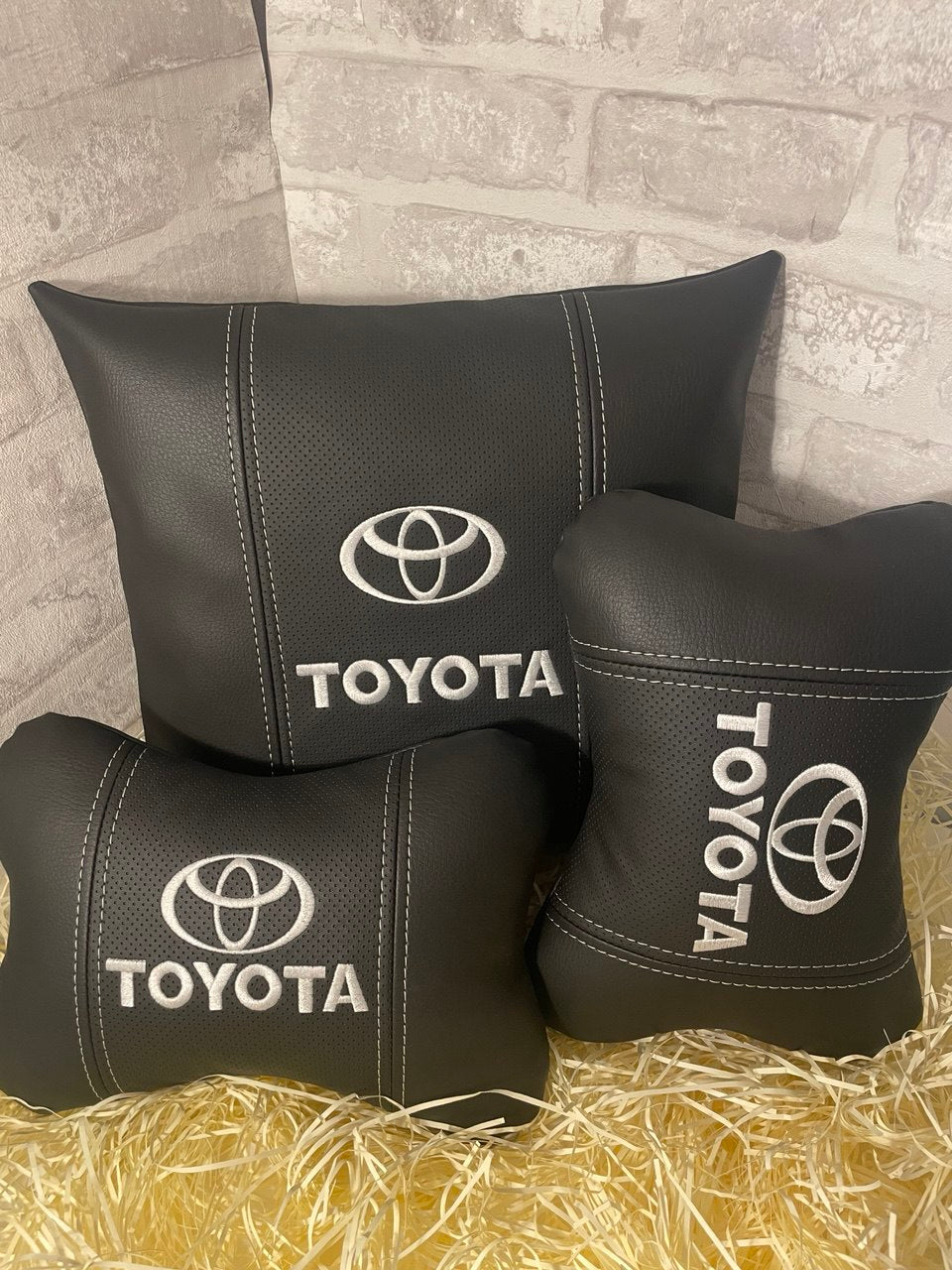Lot Pillows  Toyota White  Neck Support Pillow for Car Seat