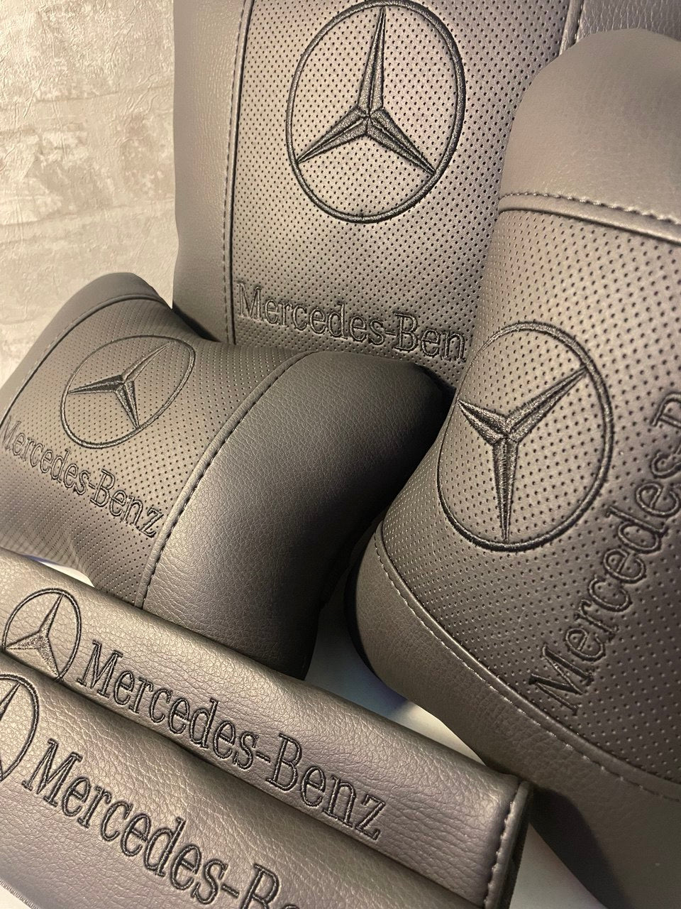 Lot Pillows Mercedes Black Neck Support Pillow for Car Seat (Copy)