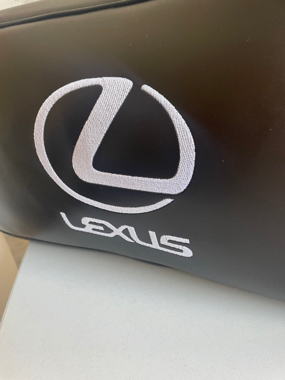 Organizer Bag with logo Lexus